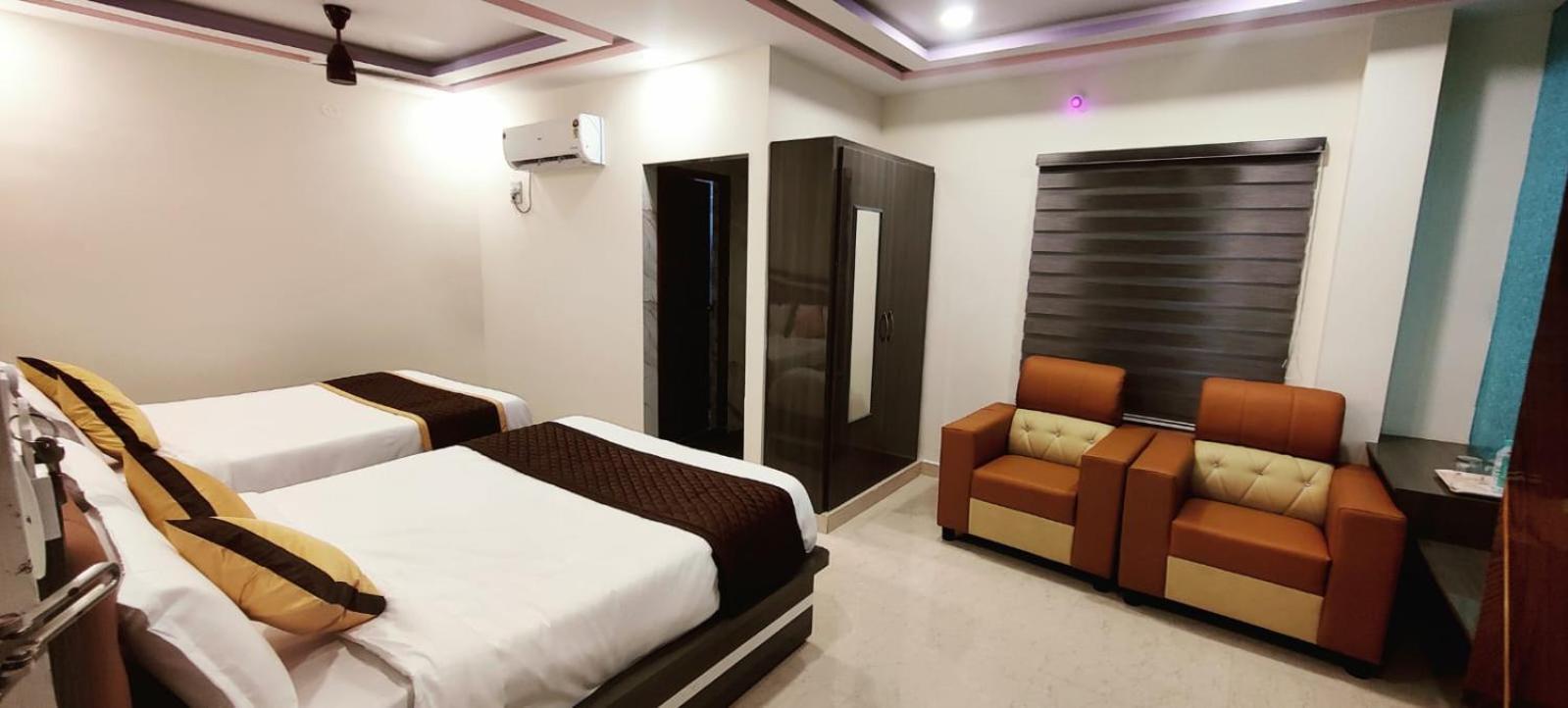 Aadya Inn New Luxury Hotel Tirupati Exterior foto